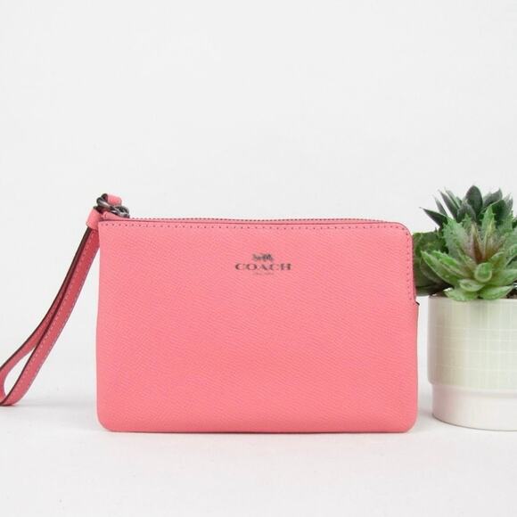 Coach Crossgrain Leather Corner Zip Wristlet - Picture 1 of 7
